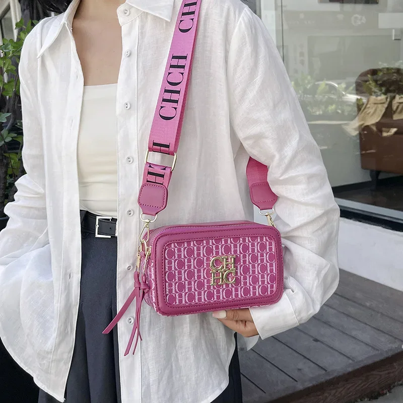 2025 Geometric-Edge Square Bag, Artistic Convertible Crossbody Purse for Women, Signature Day To Night Tote Bags for Women
2025 Geometric-Edge Square Bag, Artistic Convertible Crossbody Purse for Women, Signature Day To Night Tote Bags for Women