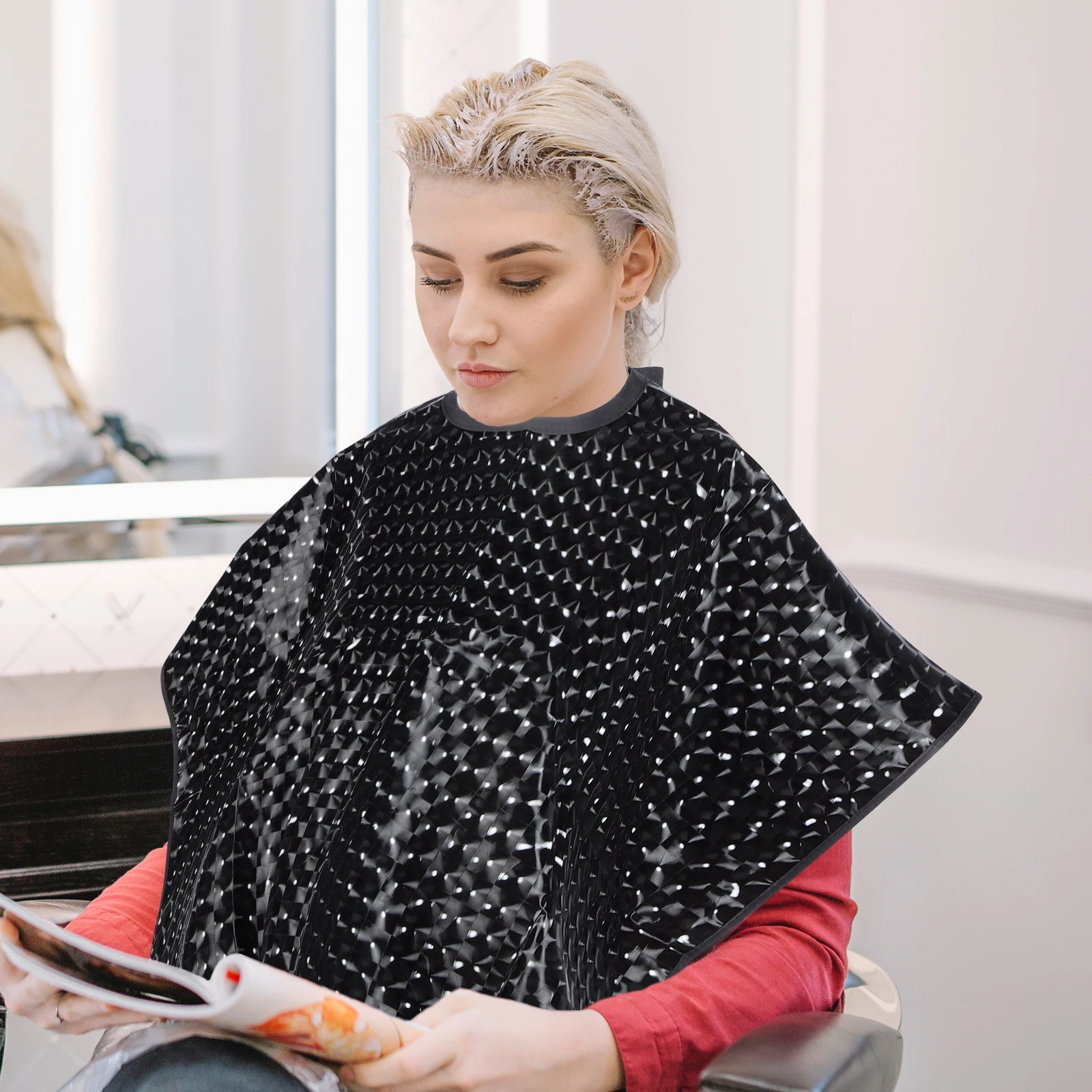 2Pcs Convenient Hair Dye Cape with Texture Enhancement for Hair Styling and Coloring
2Pcs Convenient Hair Dye Cape with Texture Enhancement for Hair Styling and Coloring