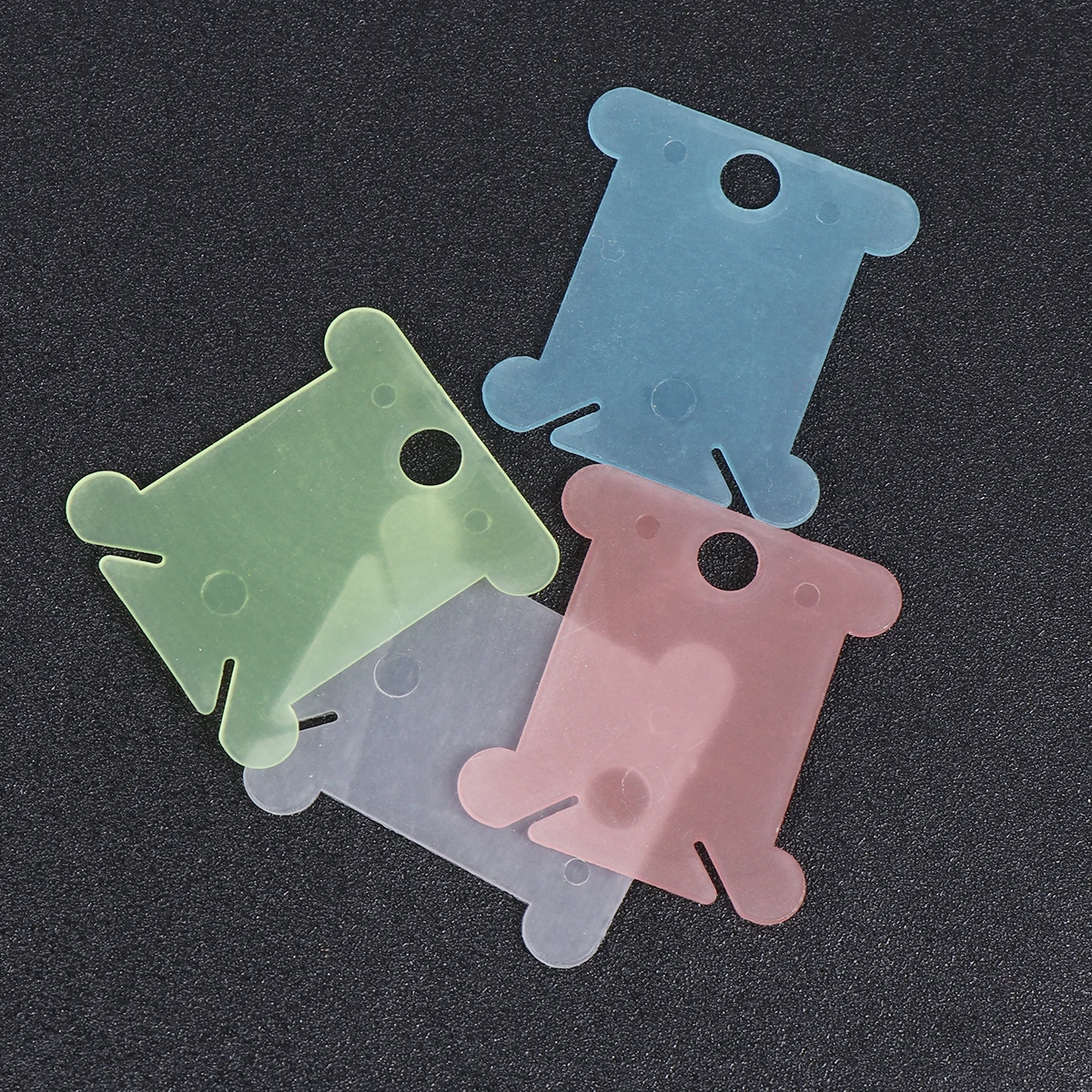 400pcs Thread Winding Plate Sewing Accessories Diy Tools Half-Transparent Abrasive Surface Thread Organizer Storage (Blue Green
400pcs Thread Winding Plate Sewing Accessories Diy Tools Half-Transparent Abrasive Surface Thread Organizer Storage (Blue Green