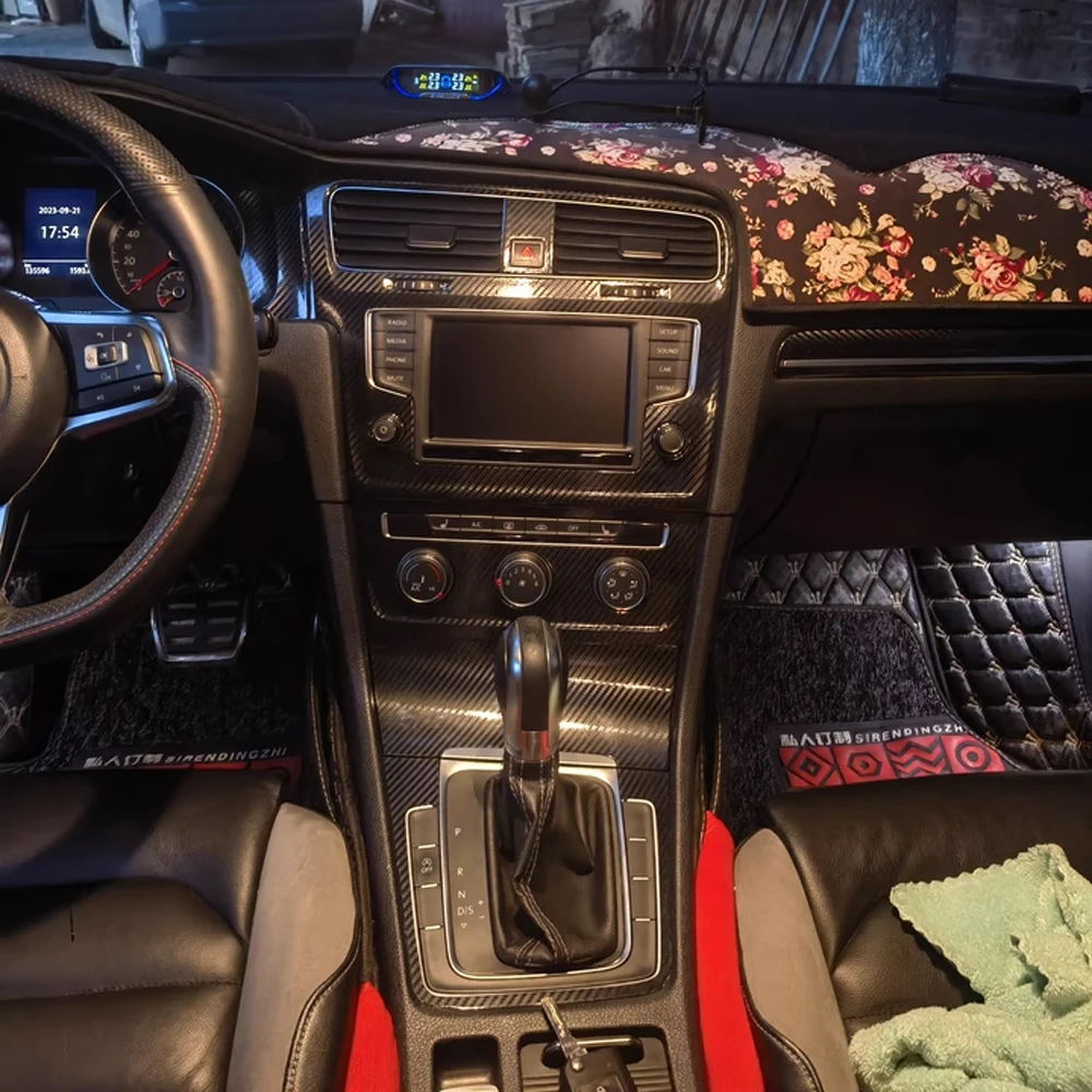 Для Volkswagen Golf 7 MK7 внутренняя центральная панель управления дверная ручка 5D наклейки из углеродного волокна наклейки аксессуары для стайлинга автомобилей
Для Volkswagen Golf 7 MK7 внутренняя центральная панель управления дверная ручка 5D наклейки из углеродного волокна наклейки аксессуары для стайлинга автомобилей