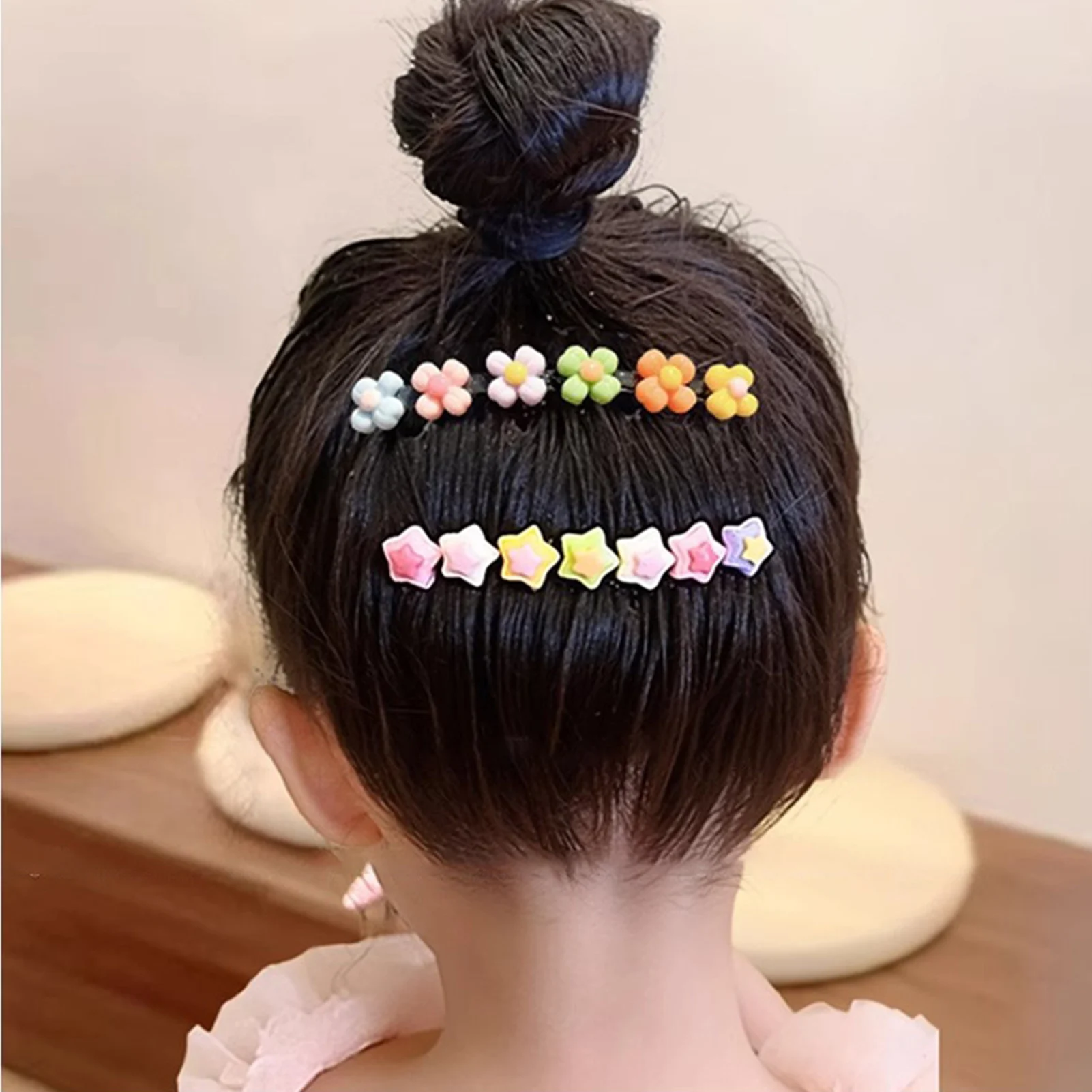 Hair Clips for Girls Anti Frizz Magic Hair Comb Styling Tool for Baby Bangs and Flyaway Hair
Hair Clips for Girls Anti Frizz Magic Hair Comb Styling Tool for Baby Bangs and Flyaway Hair