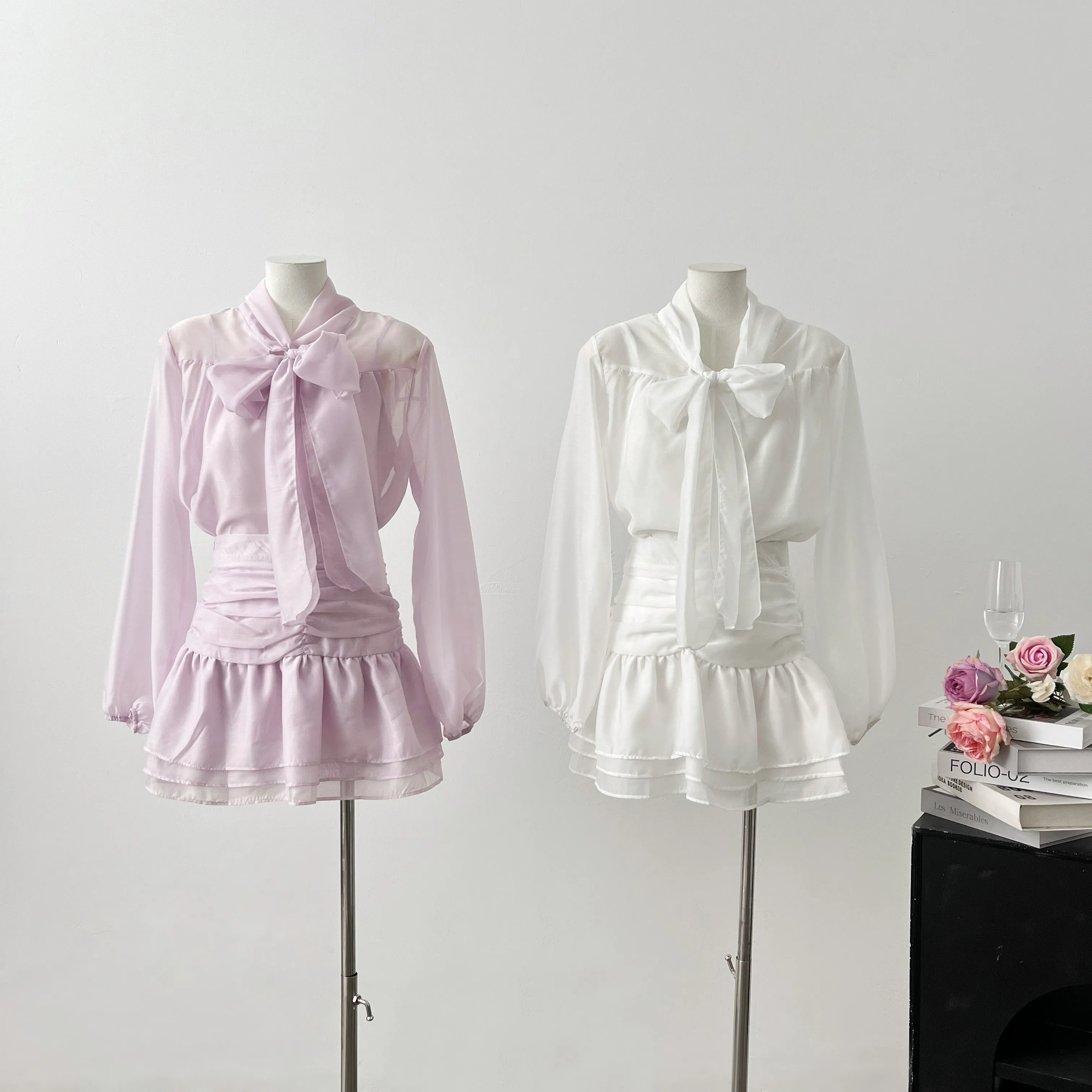 Casual Suit Women's Spring and Autumn Bow Blouse High-waisted A-line Skirt Two-piece Set Fashion Female Clothes
Casual Suit Women's Spring and Autumn Bow Blouse High-waisted A-line Skirt Two-piece Set Fashion Female Clothes
