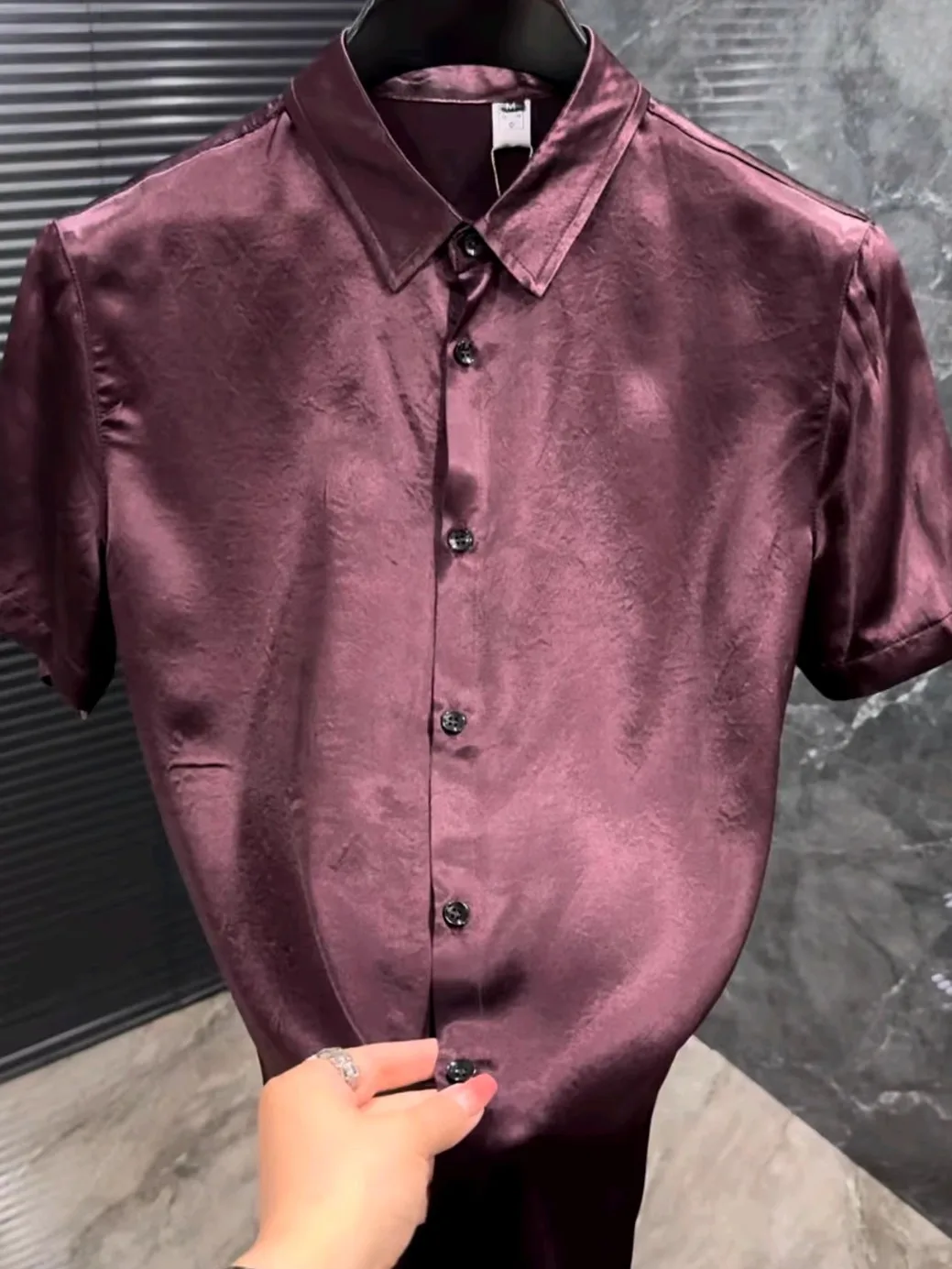 High Quali Faionable Men's ort Sve irt Summer New Arrival Acetate Casual Versatile Busin Sle Youth Urban Wear
High Quali Faionable Men's ort Sve irt Summer New Arrival Acetate Casual Versatile Busin Sle Youth Urban Wear