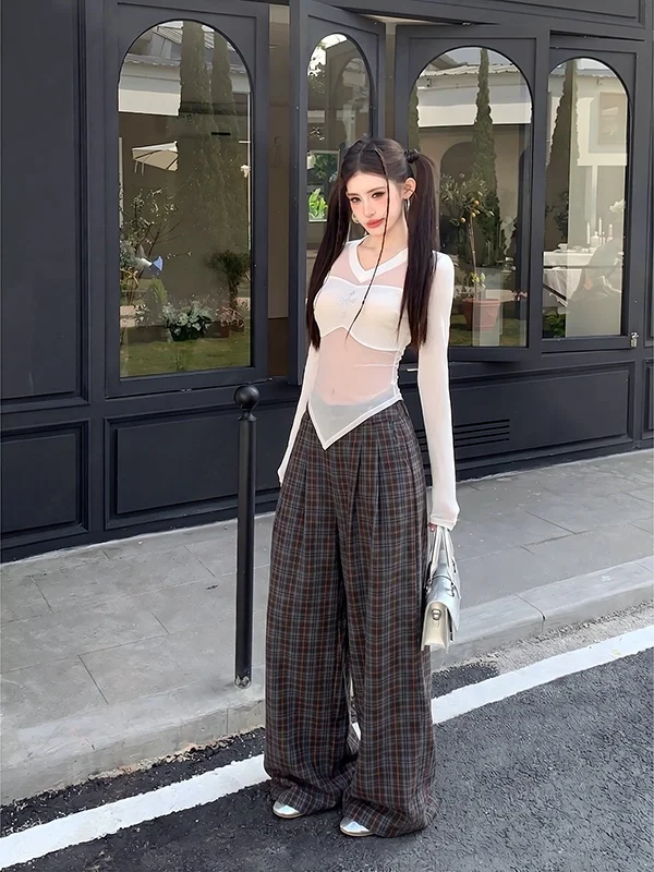 Retro Color Block Plaid Wide Leg Pants Women's Summer Loose Elastic Waist Drawstring Casual Long Pants Slimming Versatile Flo...
Retro Color Block Plaid Wide Leg Pants Women's Summer Loose Elastic Waist Drawstring Casual Long Pants Slimming Versatile Flo...