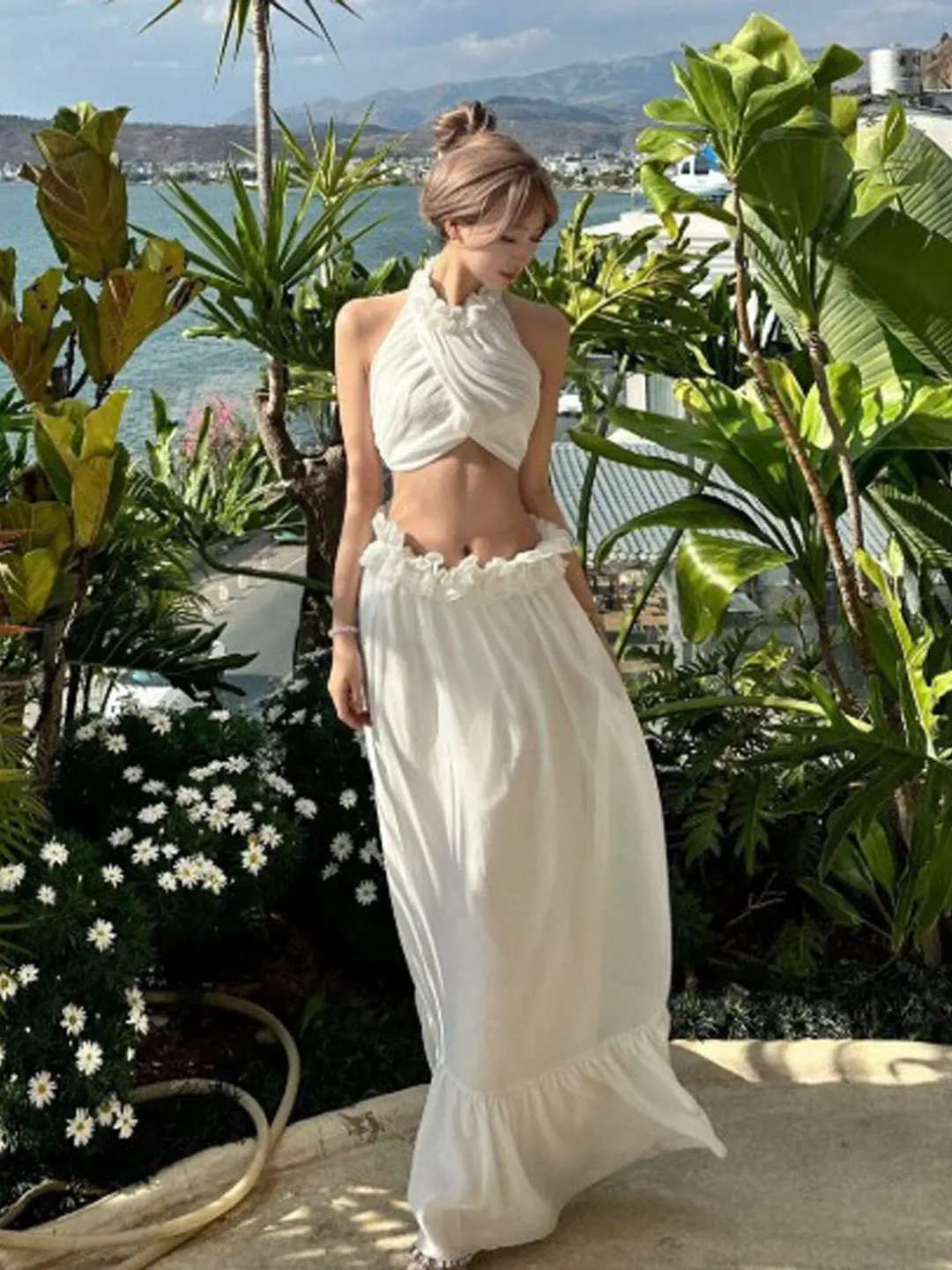 Unique Neck Hanging Top Skirt Set Youthful Summer Fashion Casual Style Comfortable Cotton Material round Neckline Two-Piece Suit
Unique Neck Hanging Top Skirt Set Youthful Summer Fashion Casual Style Comfortable Cotton Material round Neckline Two-Piece Suit
