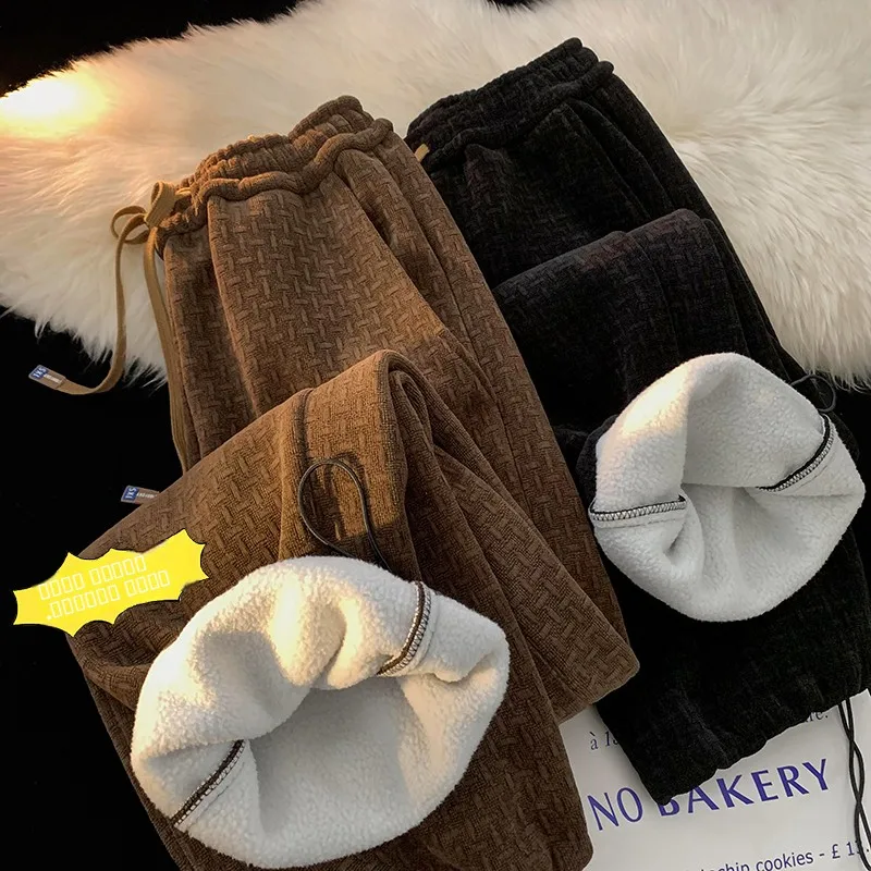 Мужские утепленные спортивные брюки в стиле ретро с флисовой подкладкой, осенне-зимние, повседневные, свободного кроя, длинные, модные
Мужские утепленные спортивные брюки в стиле ретро с флисовой подкладкой, осенне-зимние, повседневные, свободного кроя, длинные, модные