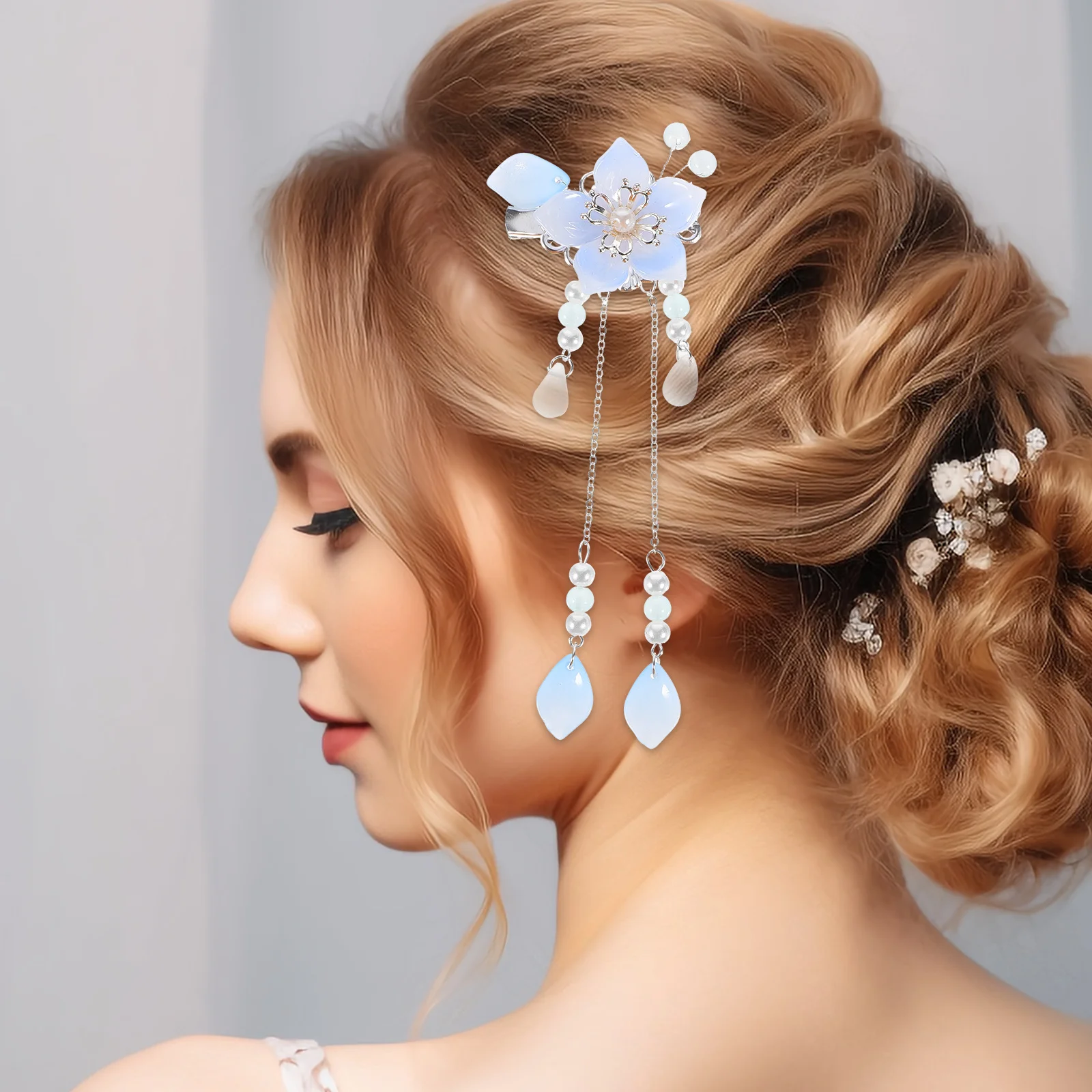 1 Pair Chinese Vintage Clips Flower Tassel Hairpins Retro Barrette Elegant Pearl Decorative Accessories For Women Girls Hanfu
1 Pair Chinese Vintage Clips Flower Tassel Hairpins Retro Barrette Elegant Pearl Decorative Accessories For Women Girls Hanfu