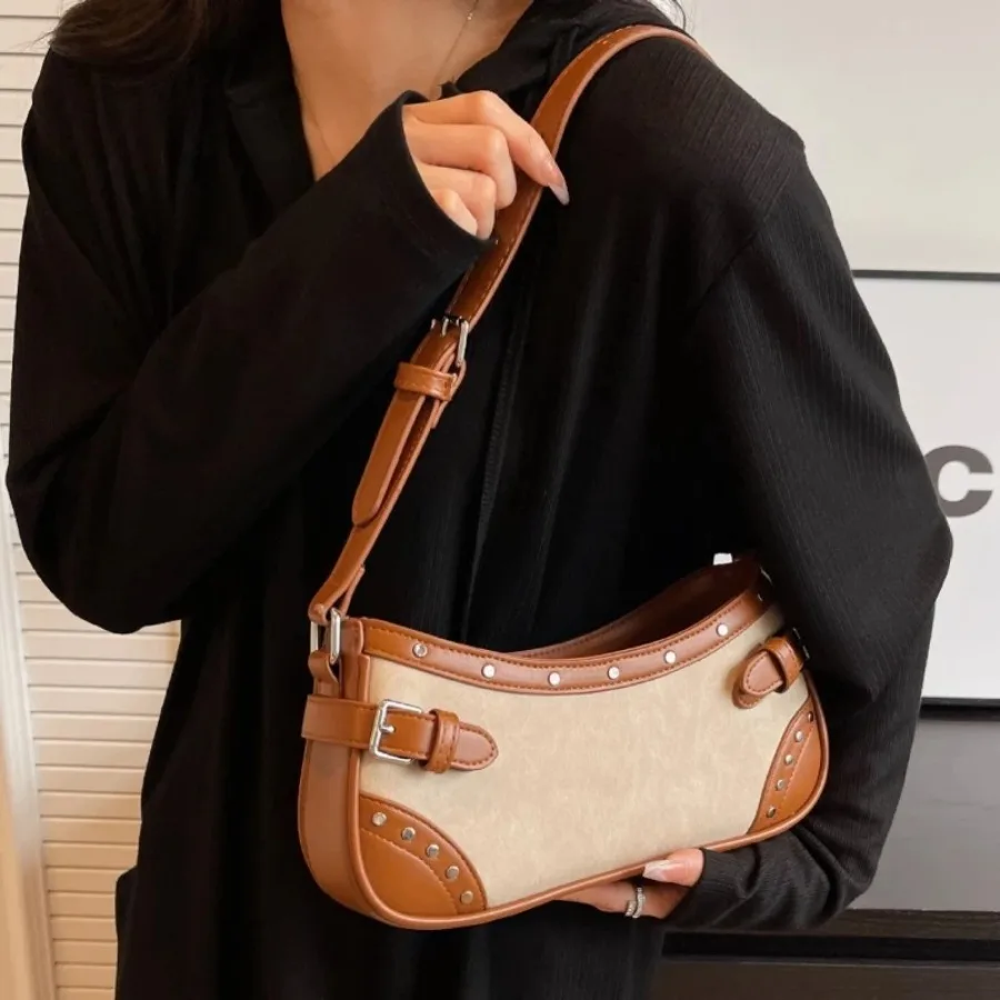 Summer Fashion Handsome Retro Bucket Senior Armpit Bag Casual Hundred Rivets Single Shoulder Leisure Crossbody Women's Bag
Summer Fashion Handsome Retro Bucket Senior Armpit Bag Casual Hundred Rivets Single Shoulder Leisure Crossbody Women's Bag