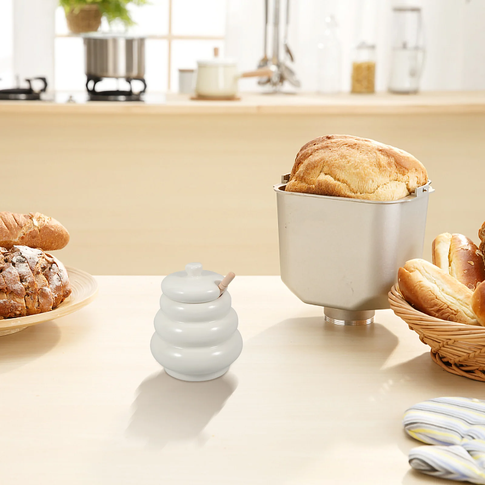 1Set Ceramic Honey Jar with Lid Dipper Honey Pot Dispenser for Kitchen Table Syrup Jam Storage Holder Home Syrup Jar
1Set Ceramic Honey Jar with Lid Dipper Honey Pot Dispenser for Kitchen Table Syrup Jam Storage Holder Home Syrup Jar