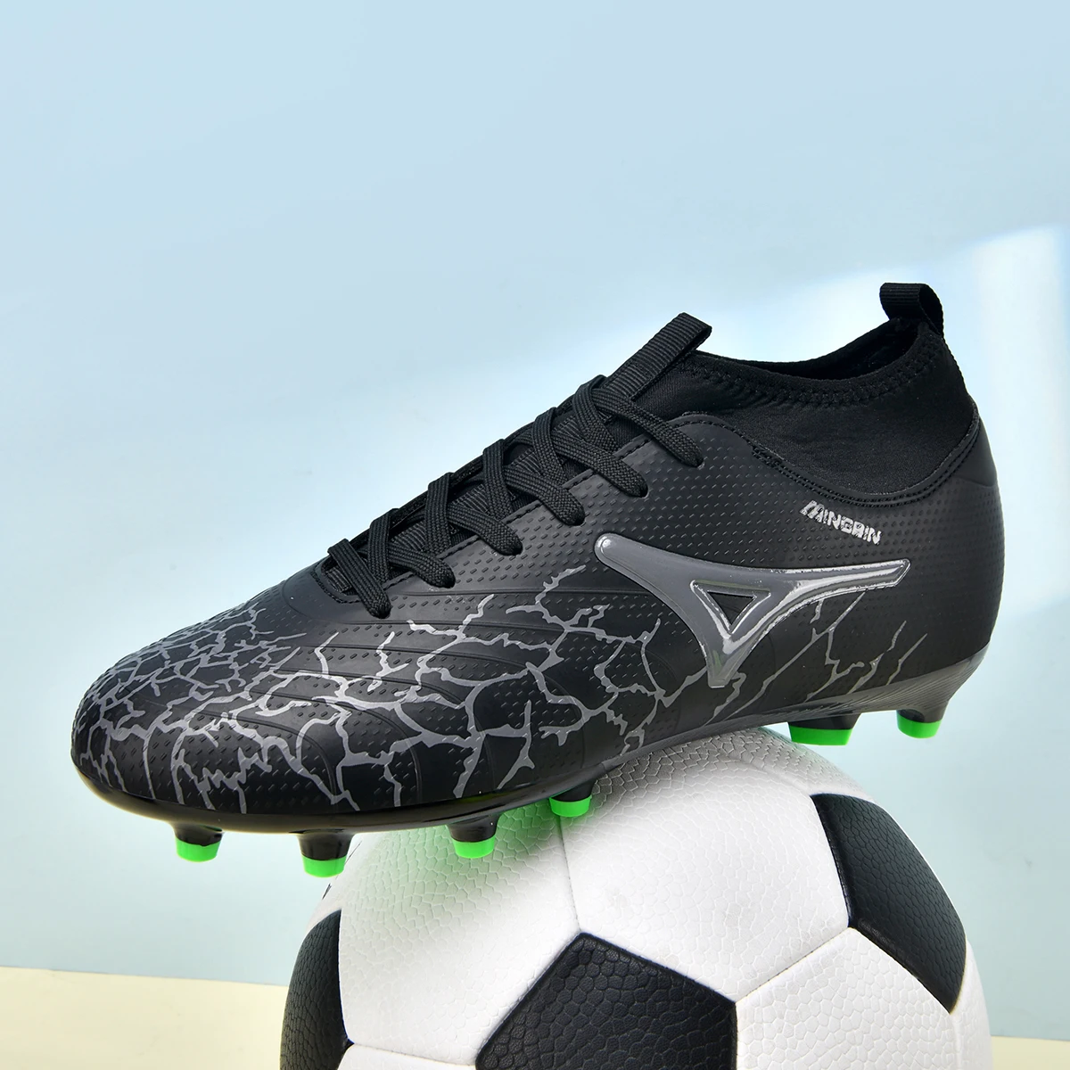 New Men Soccer Shoes Outdoor Cleats Football Boots Futsal Training Sport Sport Comfortable Adult Non-Slip Match Grass Ultralight
New Men Soccer Shoes Outdoor Cleats Football Boots Futsal Training Sport Sport Comfortable Adult Non-Slip Match Grass Ultralight