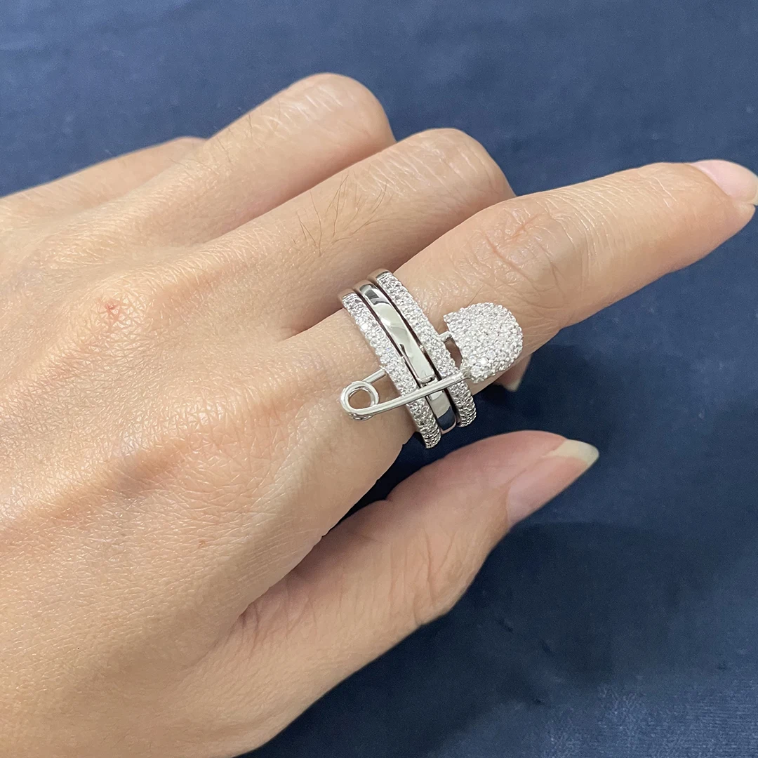 925 sterling silver classic and fashionable three-layer circular pin ring, wedding ring. Holiday gifts
925 sterling silver classic and fashionable three-layer circular pin ring, wedding ring. Holiday gifts
