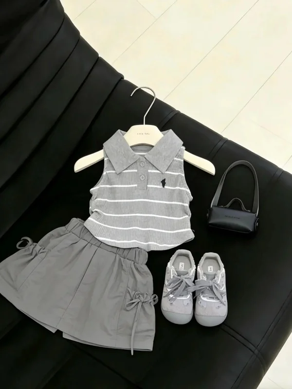 Girls Summer Outfit 2026 New Korean Style Ruffle Knot Vest Top Bloomer Pants Two Piece Set Breathable Cotton Short ...
Girls Summer Outfit 2026 New Korean Style Ruffle Knot Vest Top Bloomer Pants Two Piece Set Breathable Cotton Short ...
