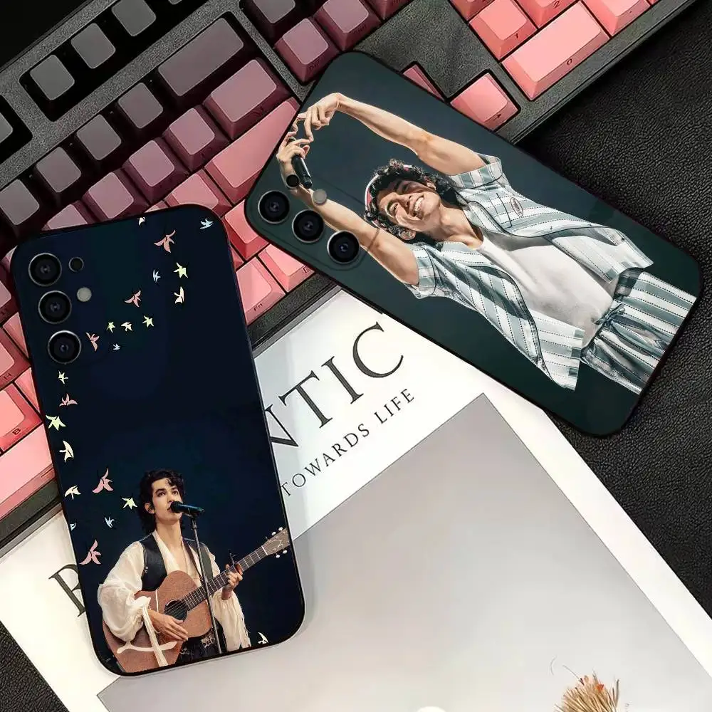 Singer C-Conan G-Gray-S Phone Case For Samsung S25,S24,S21,S22,S23,S30,Ultra,S20,Plus,Fe Transparent Cover
Singer C-Conan G-Gray-S Phone Case For Samsung S25,S24,S21,S22,S23,S30,Ultra,S20,Plus,Fe Transparent Cover