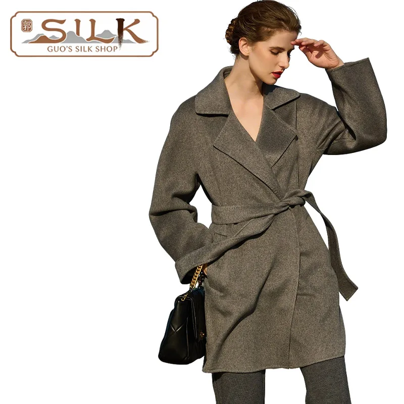 Элитное двустороннее женское пальто из кашемира с эффектом водной ряби — простая и стильная шерстяная куртка на завязках для осени и зимы
Элитное двустороннее женское пальто из кашемира с эффектом водной ряби — простая и стильная шерстяная куртка на завязках для осени и зимы