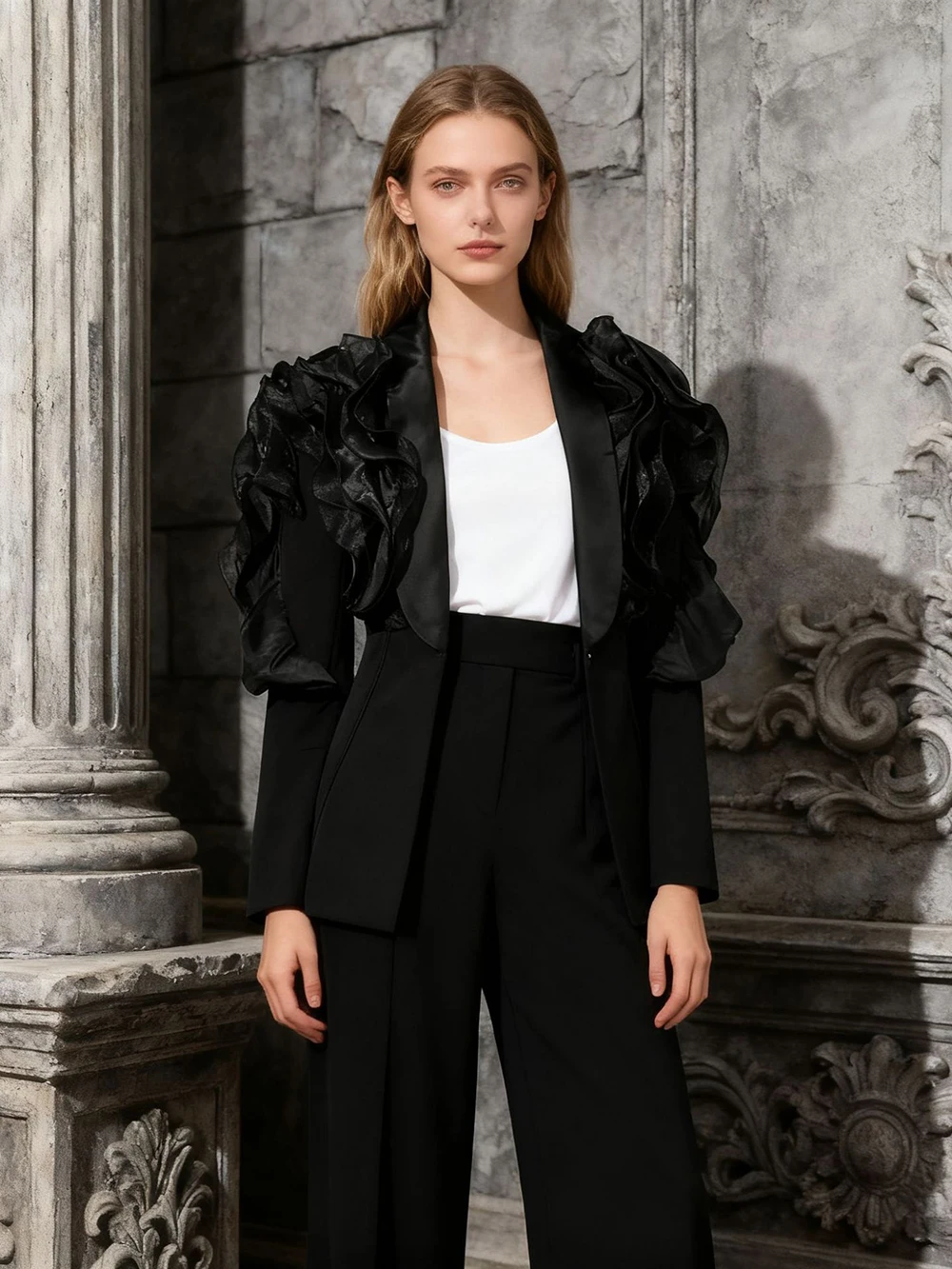 Женский пиджак нового дизайна осени 2023 года в европейском и американском стиле с пышными рукавами для облегающего кроя
Женский пиджак нового дизайна осени 2023 года в европейском и американском стиле с пышными рукавами для облегающего кроя