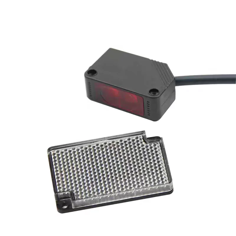 Photoelectric Switch E3Z-D61/D81/R61/R81/LS61/LS81/T61 Diffuse Reflection DC12-24V Infrared Sensor with Bracket NPN PNP
Photoelectric Switch E3Z-D61/D81/R61/R81/LS61/LS81/T61 Diffuse Reflection DC12-24V Infrared Sensor with Bracket NPN PNP
