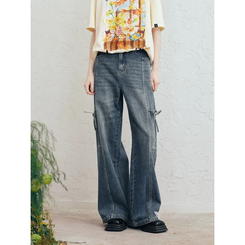 Stardust Stroll: Vintage Lace-Up Wide-Leg Jeans with Bow & Embellished Patchwork
Stardust Stroll: Vintage Lace-Up Wide-Leg Jeans with Bow & Embellished Patchwork