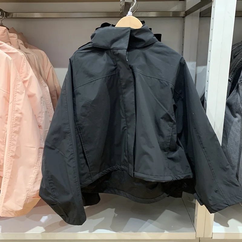 Women's Spring 2025 Windproof Stand Collar Hooded Jacket Simple Versatile Color Coat Straight Tube pe Regular Top 
Women's Spring 2025 Windproof Stand Collar Hooded Jacket Simple Versatile Color Coat Straight Tube pe Regular Top