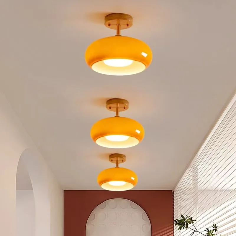 American Retro Creative Persimmon Shaped Ceiling Light Bauhaus Cream Style for Restaurant Bedroom Study Living Room Main Lamp
American Retro Creative Persimmon Shaped Ceiling Light Bauhaus Cream Style for Restaurant Bedroom Study Living Room Main Lamp
