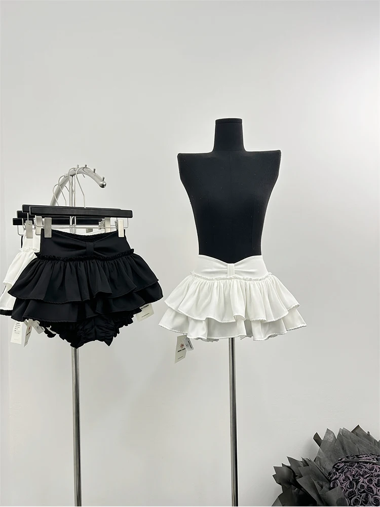 Women Y2k 2000s Aesthetic Mini Tierred Ruffles Skirt Chic Ballet Cute core Korean Preppy Mori Girl Culottes Design Vintage Gyaru
Women Y2k 2000s Aesthetic Mini Tierred Ruffles Skirt Chic Ballet Cute core Korean Preppy Mori Girl Culottes Design Vintage Gyaru