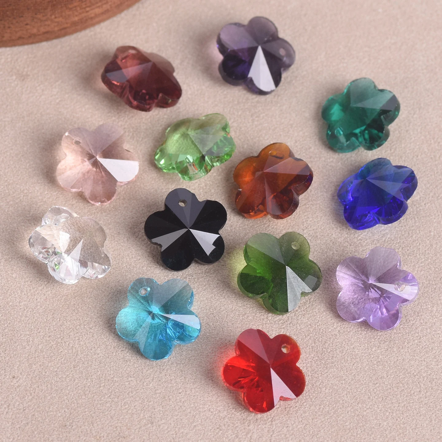 10pcs Flower Shape 14mm Faceted Crystal Glass Top Drilled Pendants Loose Beads For Jewelry Making DIY Crafts Findings
10pcs Flower Shape 14mm Faceted Crystal Glass Top Drilled Pendants Loose Beads For Jewelry Making DIY Crafts Findings