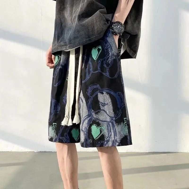 Мужские повседневные шорты с принтом сердца в стиле граффити, свободные модные уличные брюки с завязками
Мужские повседневные шорты с принтом сердца в стиле граффити, свободные модные уличные брюки с завязками