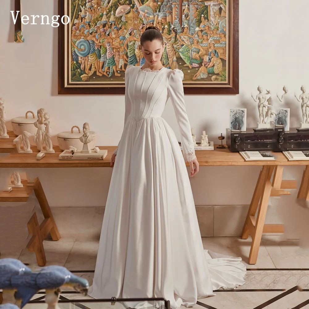 Verngo lvory Satin Prom Gowns O Neck A Line Full Sleevs Formal Occasion Dresses Simple Modest Evening Party Dress Customized
Verngo lvory Satin Prom Gowns O Neck A Line Full Sleevs Formal Occasion Dresses Simple Modest Evening Party Dress Customized