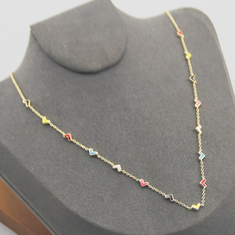 KS European and American New Sweet and Cute Retro Daily Simple Love-shaped Colored Necklace
KS European and American New Sweet and Cute Retro Daily Simple Love-shaped Colored Necklace