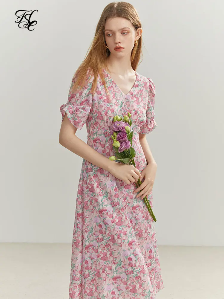 FSLE French Floral Artistic Sense Dress V-neck Elegant Retro Summer Travel Women's Dress Beach Dress 2022 New Style Two Optional
FSLE French Floral Artistic Sense Dress V-neck Elegant Retro Summer Travel Women's Dress Beach Dress 2022 New Style Two Optional