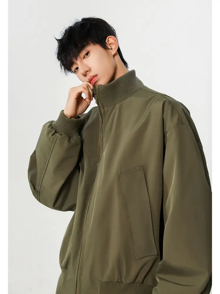 Cleanfit American Sle ort Jaet Men's Spring Autumn Pilot Jaet Stand Collar Loose Fit Long Sve Windproof Outerwear
Cleanfit American Sle ort Jaet Men's Spring Autumn Pilot Jaet Stand Collar Loose Fit Long Sve Windproof Outerwear
