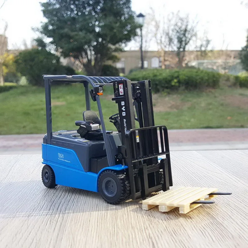 1:25 Scale BYD Forklift ECB35 Electric Construction Machinery Alloy Model Collection Ornaments
1:25 Scale BYD Forklift ECB35 Electric Construction Machinery Alloy Model Collection Ornaments