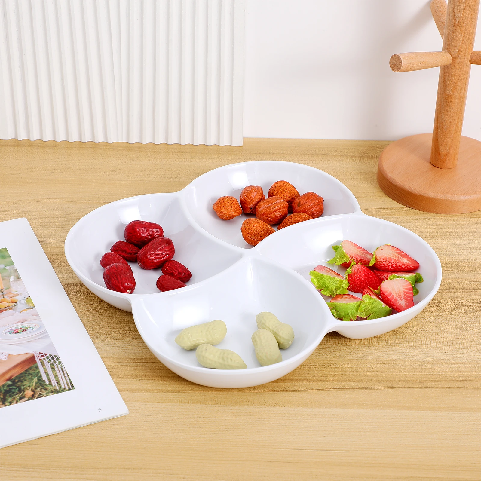 White Compartment Plate Snack Salad Storage Tray Serving Platters Fruit Trays Party Dried Fruit Dish European Container
White Compartment Plate Snack Salad Storage Tray Serving Platters Fruit Trays Party Dried Fruit Dish European Container