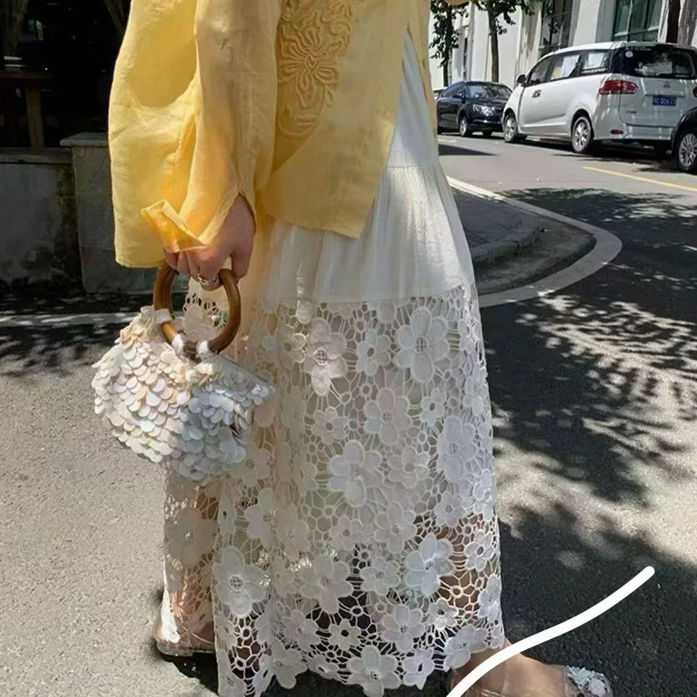 2026 Spring New 3D Floral Applique Midi Skirt Women Elegant Fresh Fairy Skirt Patchwork Mesh A-Line Long Skirts Jupe
2026 Spring New 3D Floral Applique Midi Skirt Women Elegant Fresh Fairy Skirt Patchwork Mesh A-Line Long Skirts Jupe