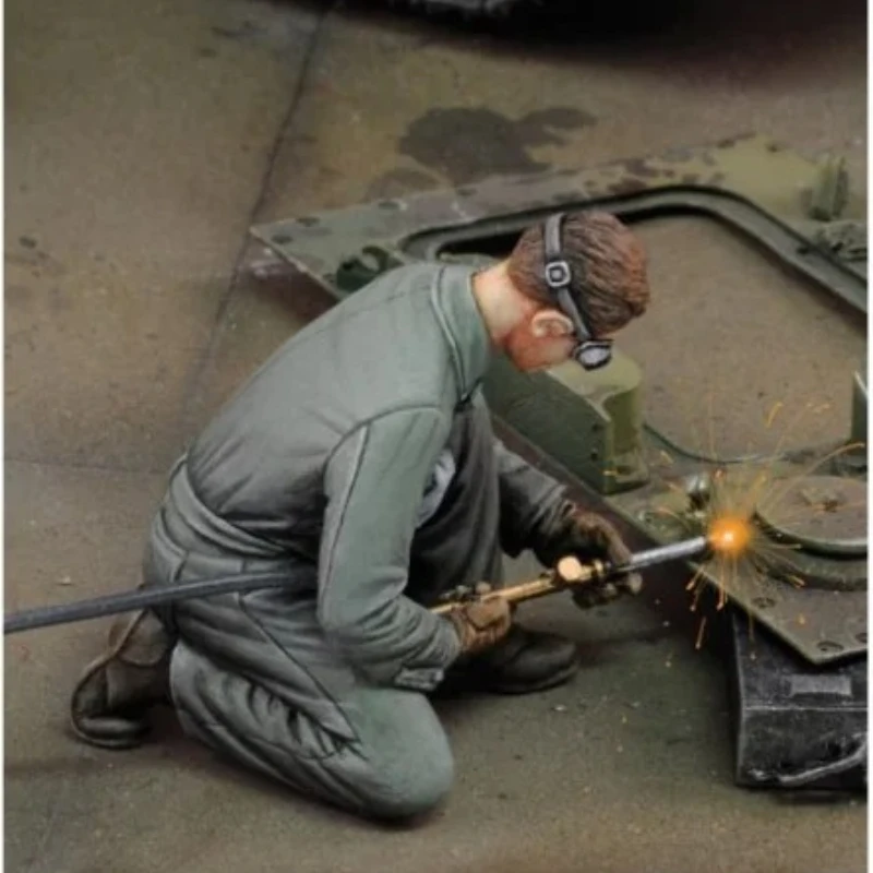 1/35 Scale Resin Figure Assembly Model Kits Military Hobby Miniature Soldier Welder Unassembled and Unpainted Diorama
1/35 Scale Resin Figure Assembly Model Kits Military Hobby Miniature Soldier Welder Unassembled and Unpainted Diorama