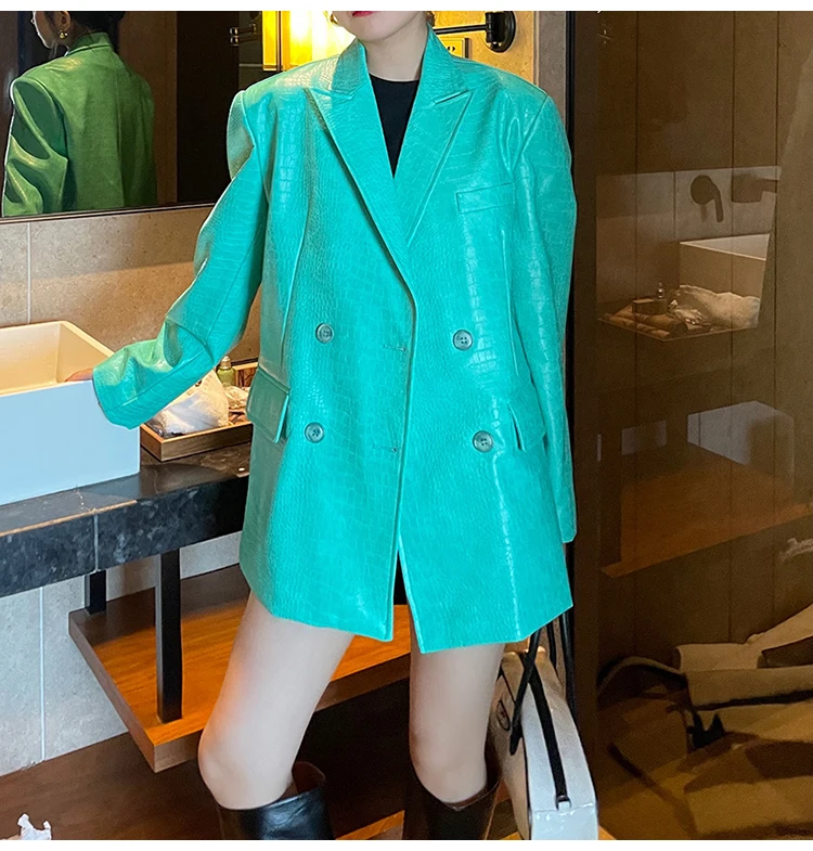 Autumn Oversized Shiny Purple Crocodile Pattern Faux Leather Blazer Women Long Sleeve Double Breasted Y2K Jacket Fashio
Autumn Oversized Shiny Purple Crocodile Pattern Faux Leather Blazer Women Long Sleeve Double Breasted Y2K Jacket Fashio