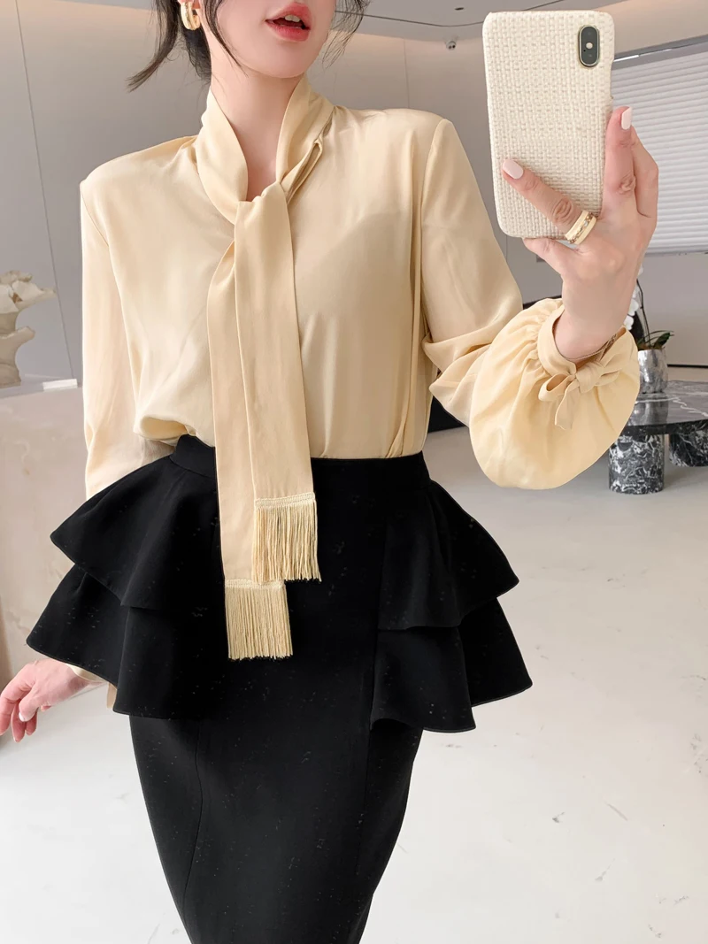 High Quality Elegant Office Ladies Silk Blouse Long Sleeve Fashion Lace-upTassel Solid Shirt
High Quality Elegant Office Ladies Silk Blouse Long Sleeve Fashion Lace-upTassel Solid Shirt