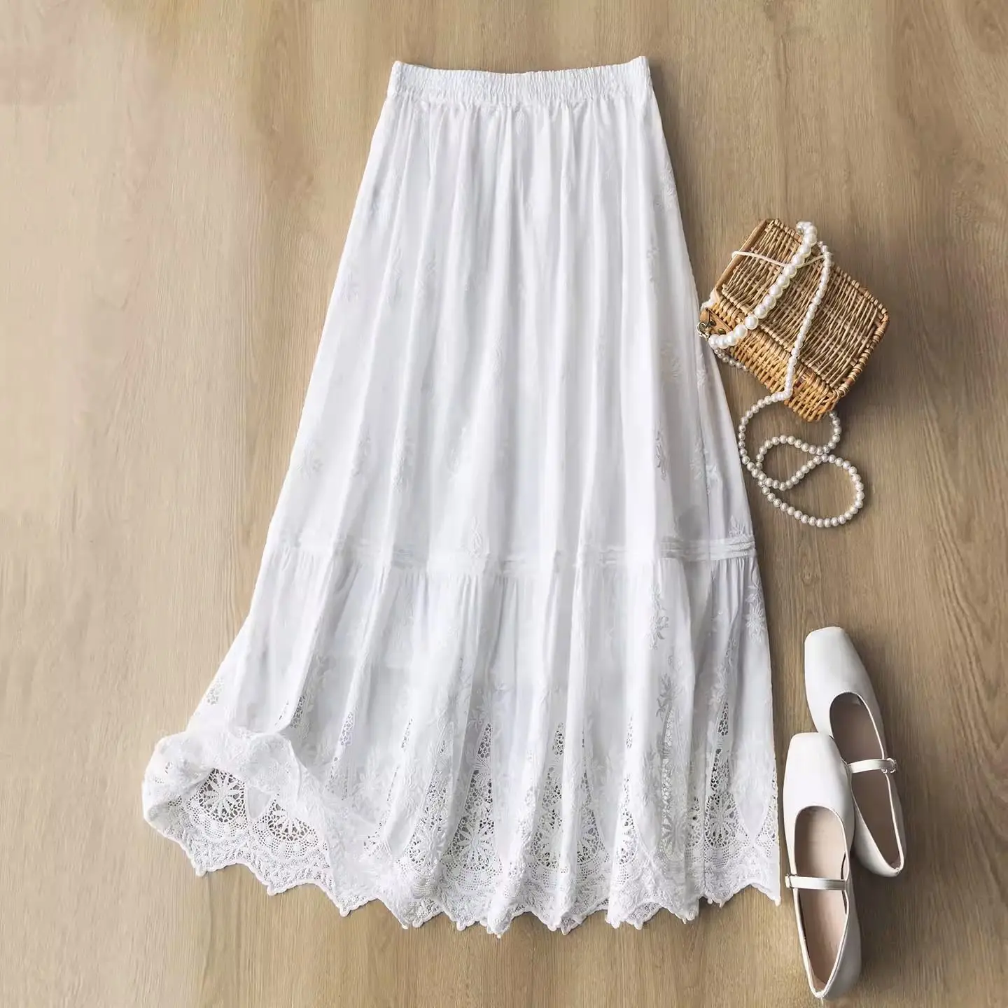 Dave&di Heavy Industry Embroidery Lace Splicing Pure Cotton A-line Fairy Style Big Swing Mid Length White Skirt
Dave&di Heavy Industry Embroidery Lace Splicing Pure Cotton A-line Fairy Style Big Swing Mid Length White Skirt