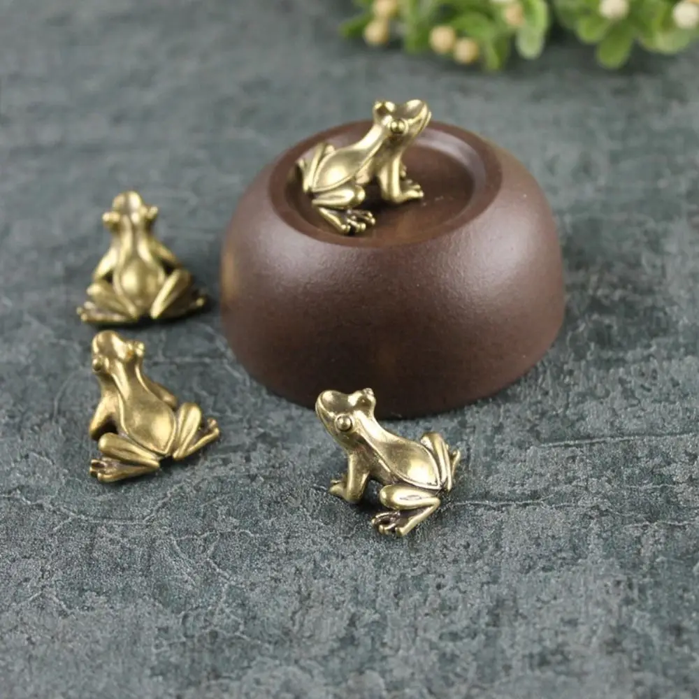 Retro Copper Small Cute Frog Figurines Miniature Desktop Ornament Decorations Accessories Metal Brass Animal Toad Tea Pet Decors
Retro Copper Small Cute Frog Figurines Miniature Desktop Ornament Decorations Accessories Metal Brass Animal Toad Tea Pet Decors