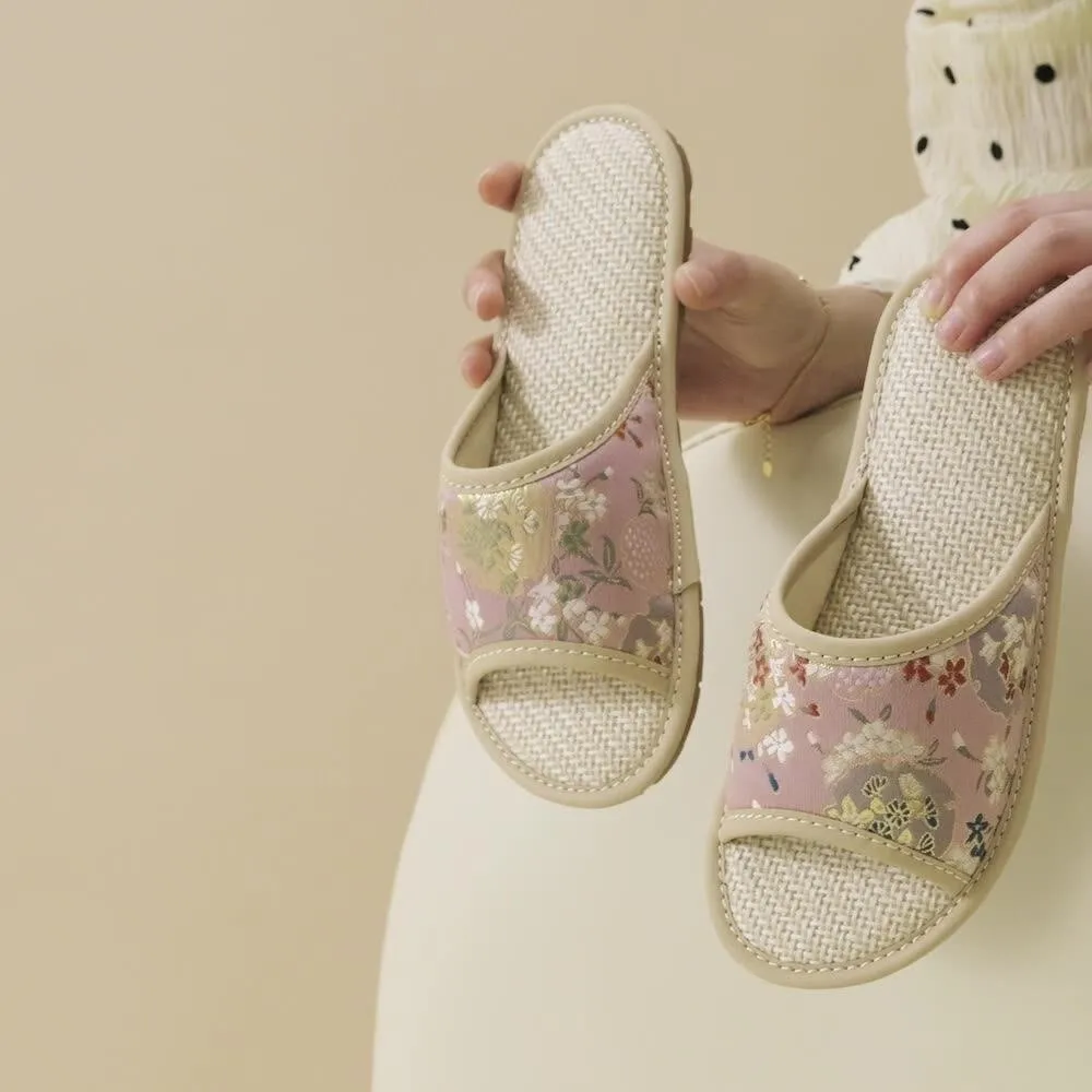 Casual Non-Slip Linen Slippers Soft Sweat Absorption Men Women Slippers Chinese Style Flax Embroidery Flower Slippers Bedroom
Casual Non-Slip Linen Slippers Soft Sweat Absorption Men Women Slippers Chinese Style Flax Embroidery Flower Slippers Bedroom