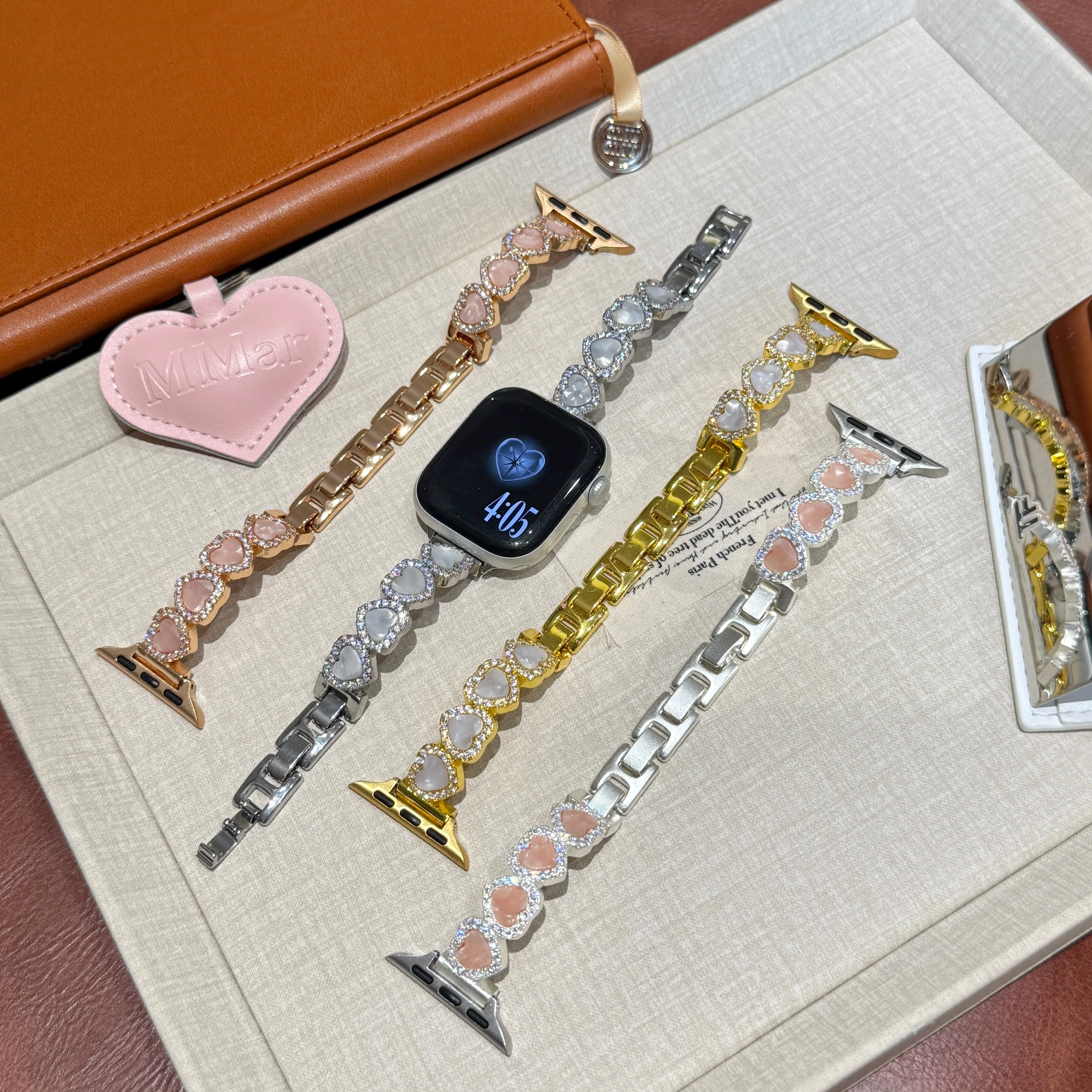 Love Heart Metal Band for Apple Watch Bands 40 41 38 42 44 45 46 49mm Diamond Dressy iWatch Strap for Womend Series 11 10 9 SE 8
Love Heart Metal Band for Apple Watch Bands 40 41 38 42 44 45 46 49mm Diamond Dressy iWatch Strap for Womend Series 11 10 9 SE 8