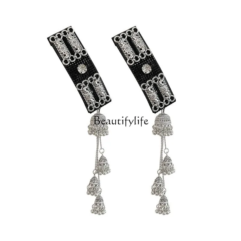 New Chinese hair clip, silver fringed Mongolian ethnic style bell hairpin accessories
New Chinese hair clip, silver fringed Mongolian ethnic style bell hairpin accessories
