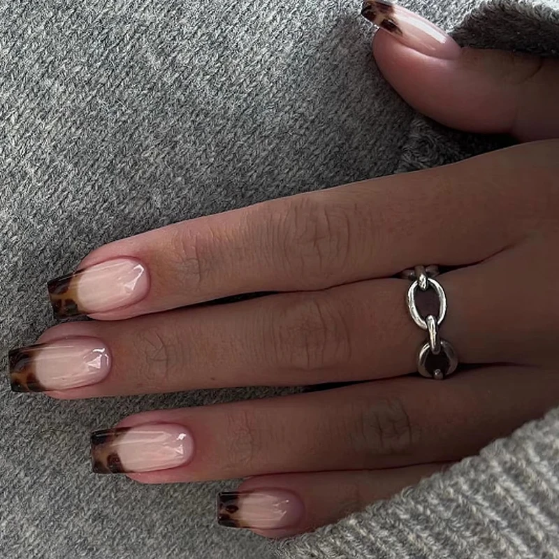Leopard Print Ballet Fake Nails Art Almond False Nail Tip Charm Star Bowknot Flower Heart Cherry Pointed Press on Nails Manicure
Leopard Print Ballet Fake Nails Art Almond False Nail Tip Charm Star Bowknot Flower Heart Cherry Pointed Press on Nails Manicure
