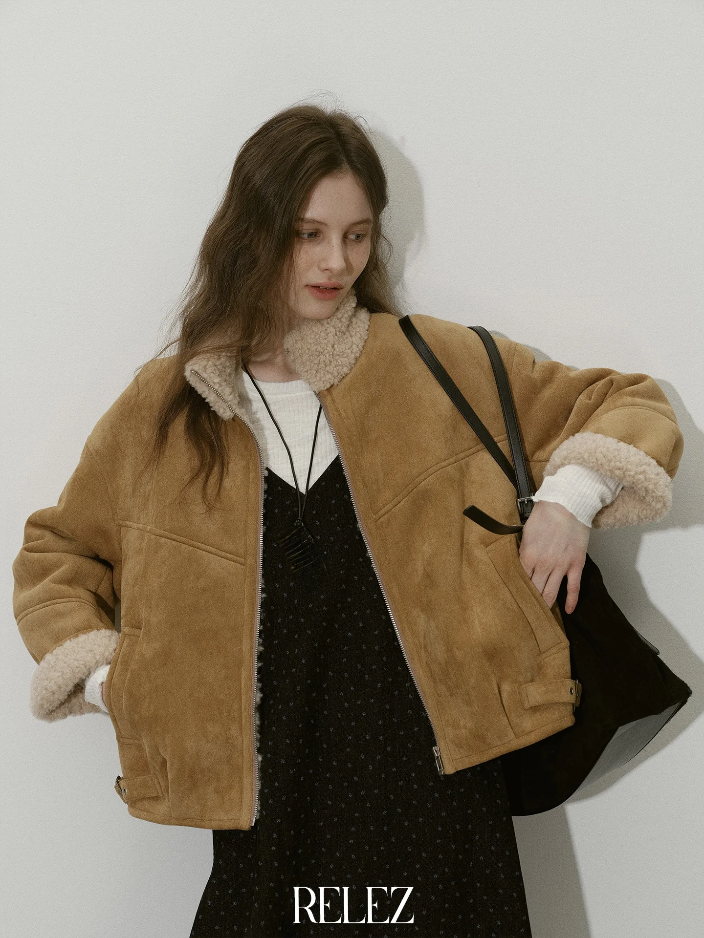 Relez Retro Stand Collar Particle Fce Leather Women's New Faion Thiened Loose Outerwear Casual Sle Zipper Closure
Relez Retro Stand Collar Particle Fce Leather Women's New Faion Thiened Loose Outerwear Casual Sle Zipper Closure