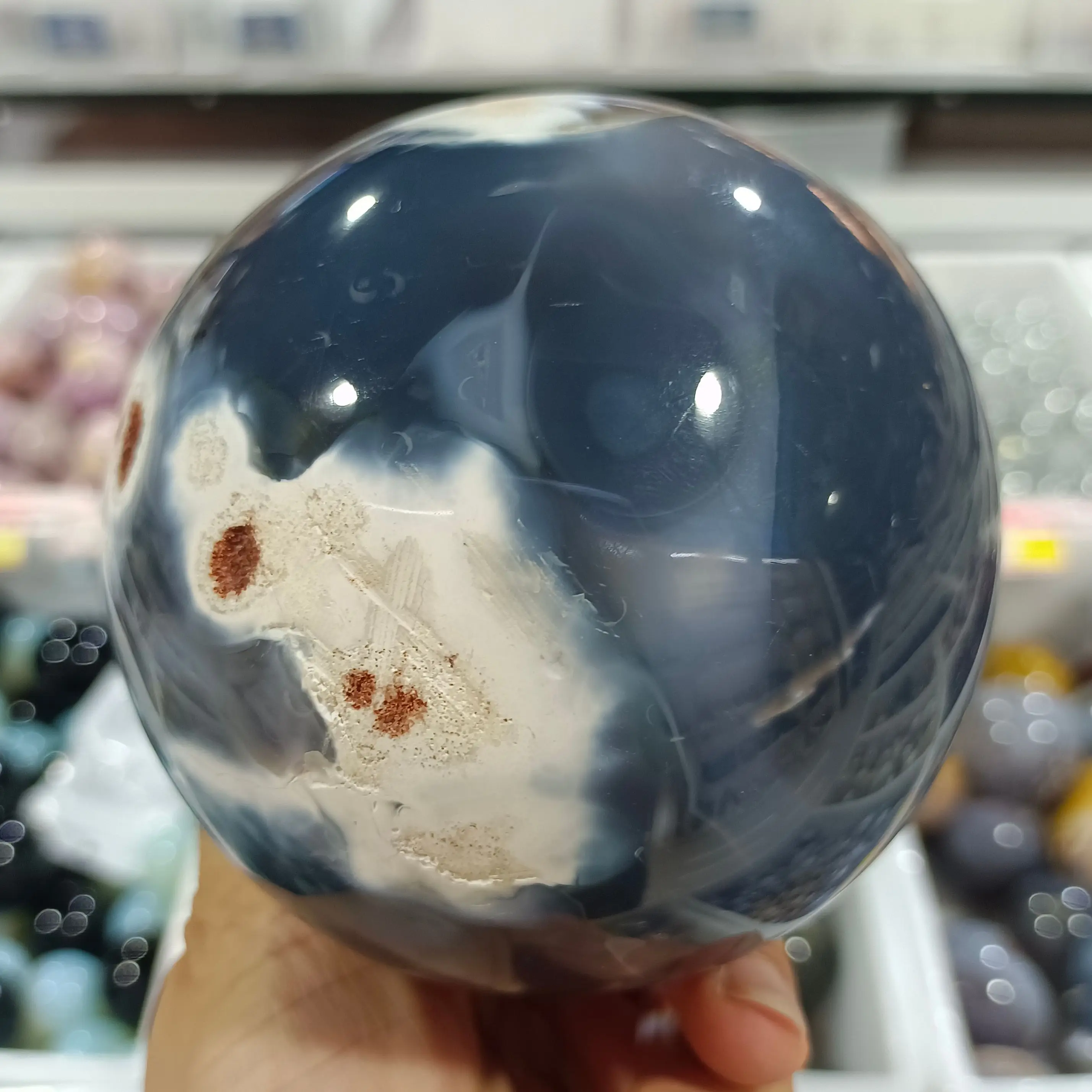 AAA+ Miraculous Natural Gray Agate Quartz Crystal Ball Mineral Reiki Treatment Home Degaussing Decoration Gray Energy Gem Ball
AAA+ Miraculous Natural Gray Agate Quartz Crystal Ball Mineral Reiki Treatment Home Degaussing Decoration Gray Energy Gem Ball