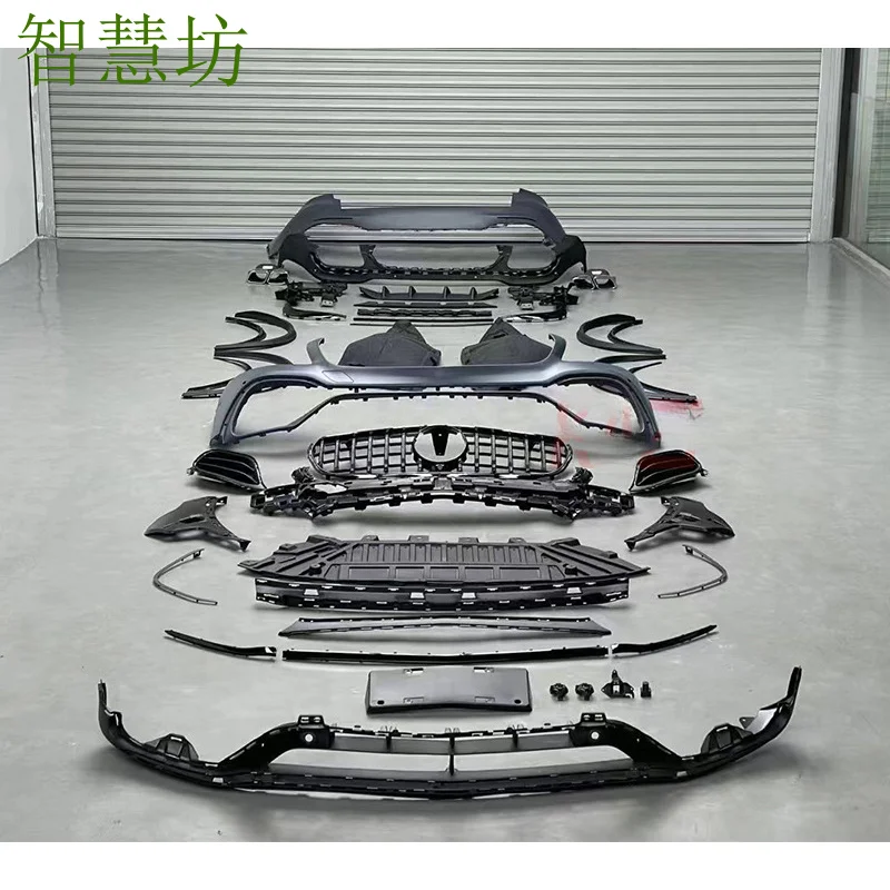 Suitable for 2016-2018 Mercedes-Benz GLC modified to GLC63SAM-G body kit, including front bumper, grille, rear bumper, rear lip,
Suitable for 2016-2018 Mercedes-Benz GLC modified to GLC63SAM-G body kit, including front bumper, grille, rear bumper, rear lip,