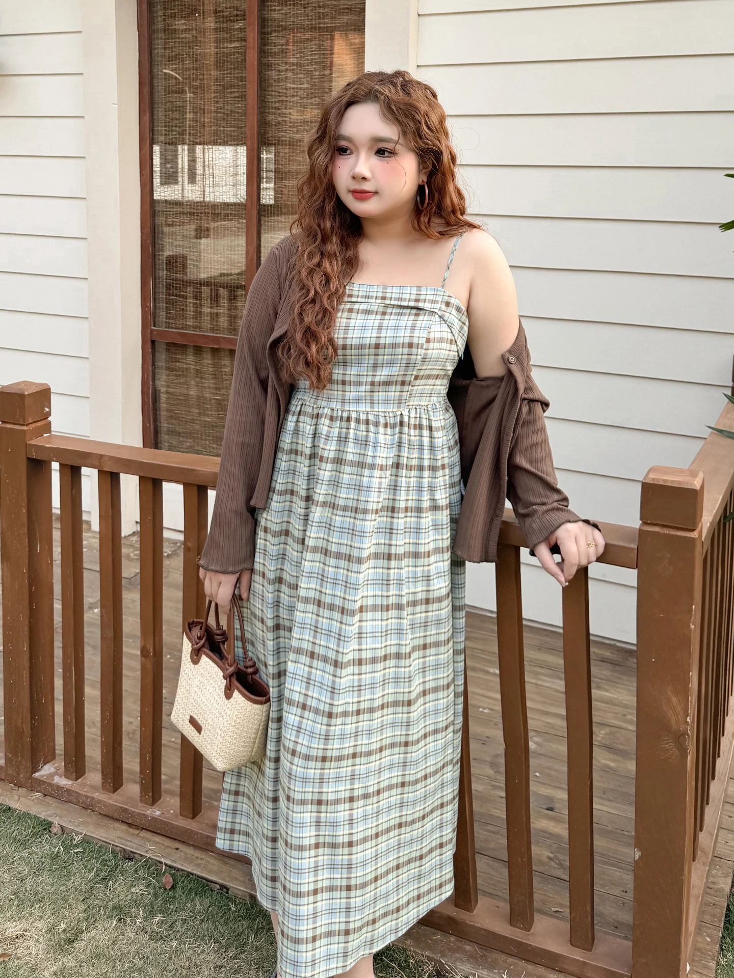 plus Size Women's Gentle Loose Knitted Set Spring Summer Plaid Strap Dr Cardigan Two Piece Set Comfortable High Waist A-Li...
plus Size Women's Gentle Loose Knitted Set Spring Summer Plaid Strap Dr Cardigan Two Piece Set Comfortable High Waist A-Li...