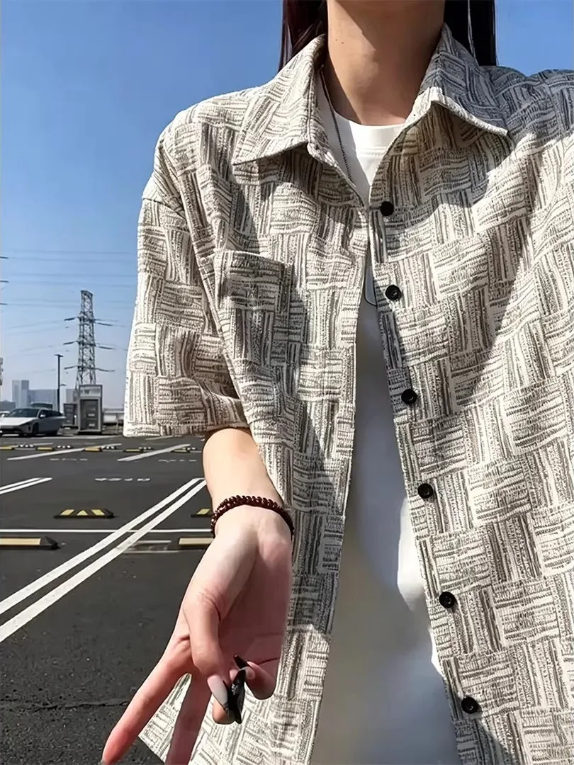 American Plaid Contrast Color Short Sleeve Men's Shirt Summer Turn Collar Texture Breathable Loose Open Cardigan Five Sleeve ...
American Plaid Contrast Color Short Sleeve Men's Shirt Summer Turn Collar Texture Breathable Loose Open Cardigan Five Sleeve ...
