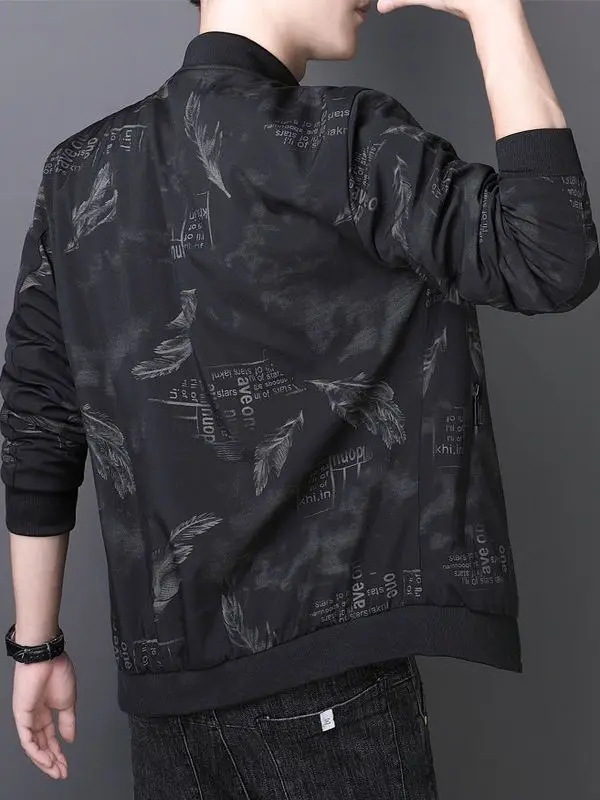 Новая мужская утепленная бейсбольная куртка на флисе 2025 года, осенняя верхняя одежда, приталенный крой, полиэстер, ветрозащитная, на молнии
Новая мужская утепленная бейсбольная куртка на флисе 2025 года, осенняя верхняя одежда, приталенный крой, полиэстер, ветрозащитная, на молнии