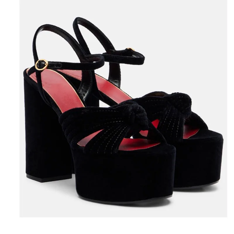 European AndAmerican Nichebrand Buckle Strap Nightclub Runwaybanquet Shoes Women's Thick High-heeled Thicksoled MaryJane Sandals
European AndAmerican Nichebrand Buckle Strap Nightclub Runwaybanquet Shoes Women's Thick High-heeled Thicksoled MaryJane Sandals