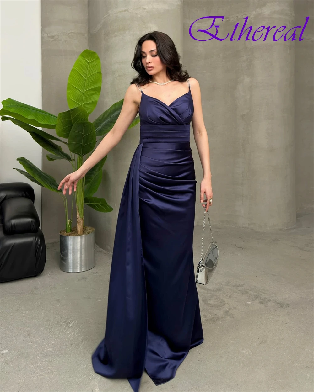 Customized Elegant Satin V-Neck Evening Dress High Quality Sleeveless Prom Dresses Delicate Sweep Train Special Occasion Gowns
Customized Elegant Satin V-Neck Evening Dress High Quality Sleeveless Prom Dresses Delicate Sweep Train Special Occasion Gowns